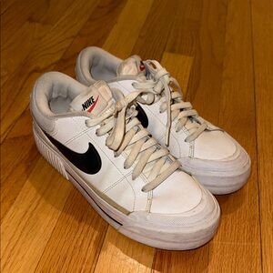 Women’s nike legacy court sneakers, super comfy, size 8.5
